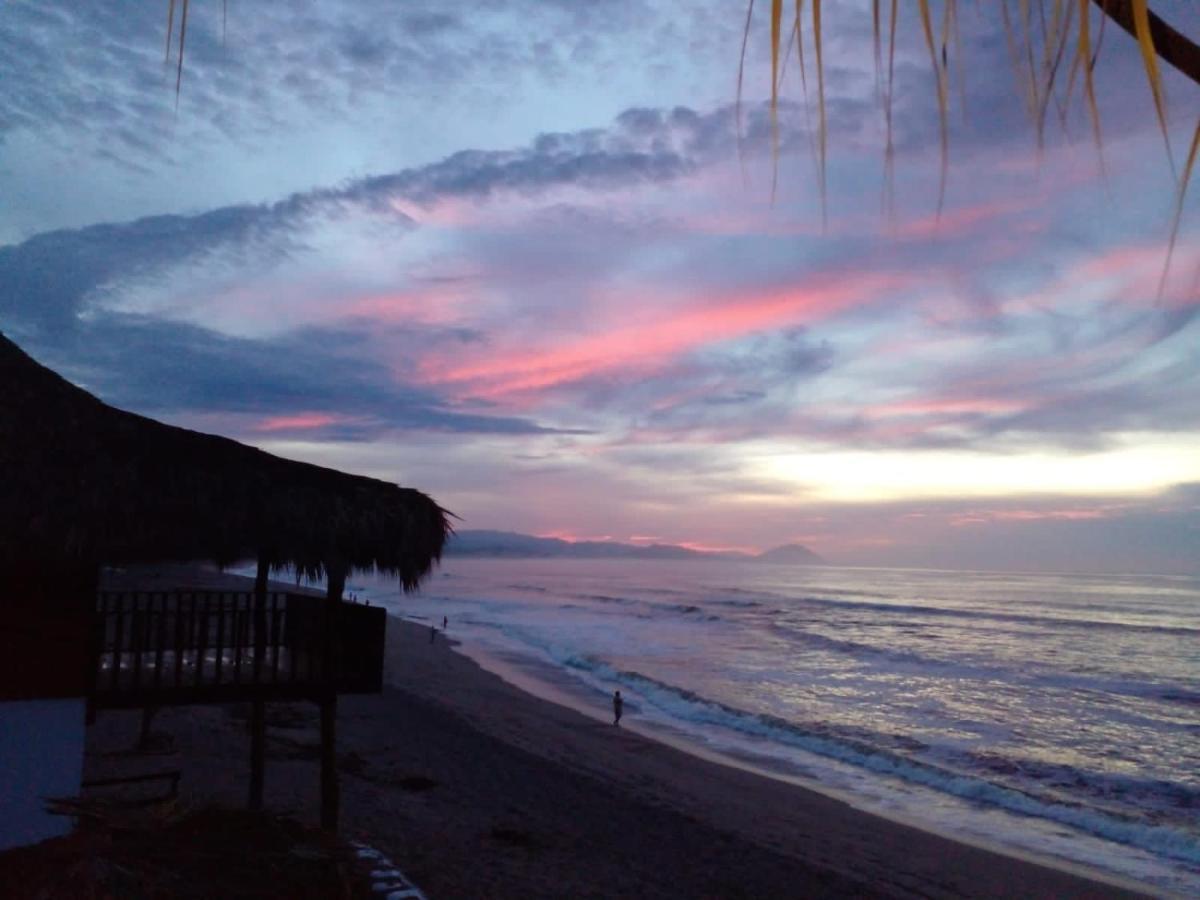 Cabanas Alta Mar Guayabas Exterior photo